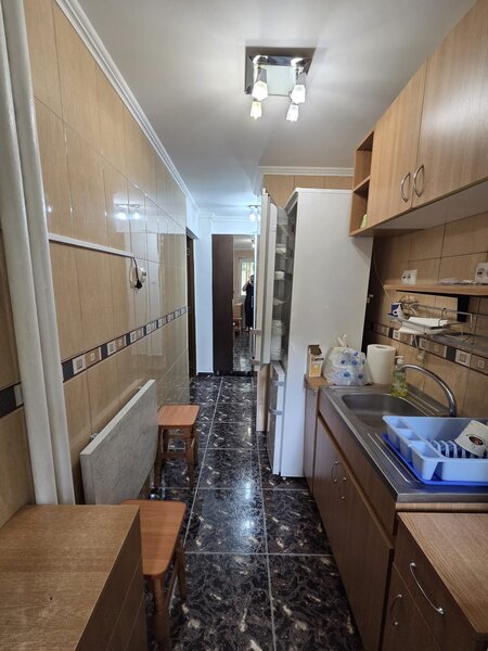 Piata Resita, ideal activitate profesionala, inchiriere apartament 2 camere
